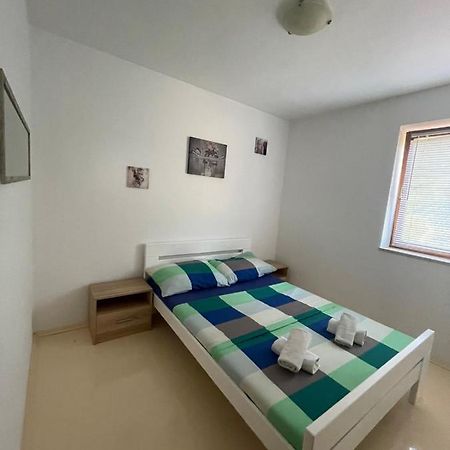 First Choice Apartment Nerezine Luaran gambar