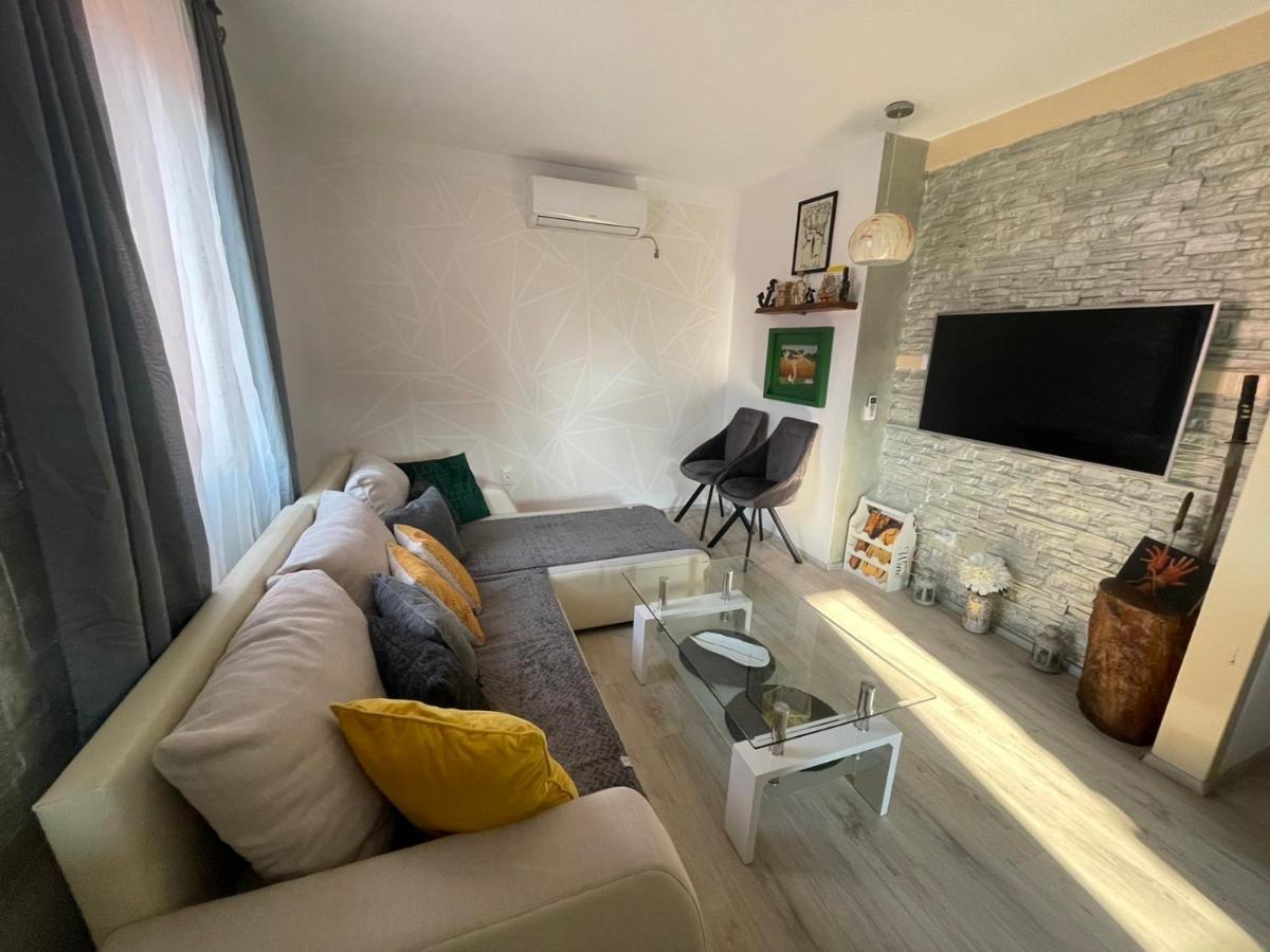 First Choice Apartment Nerezine Luaran gambar